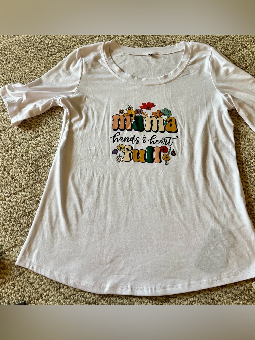 White 'Mama Hands & Heart Full' Graphic Tunic Top